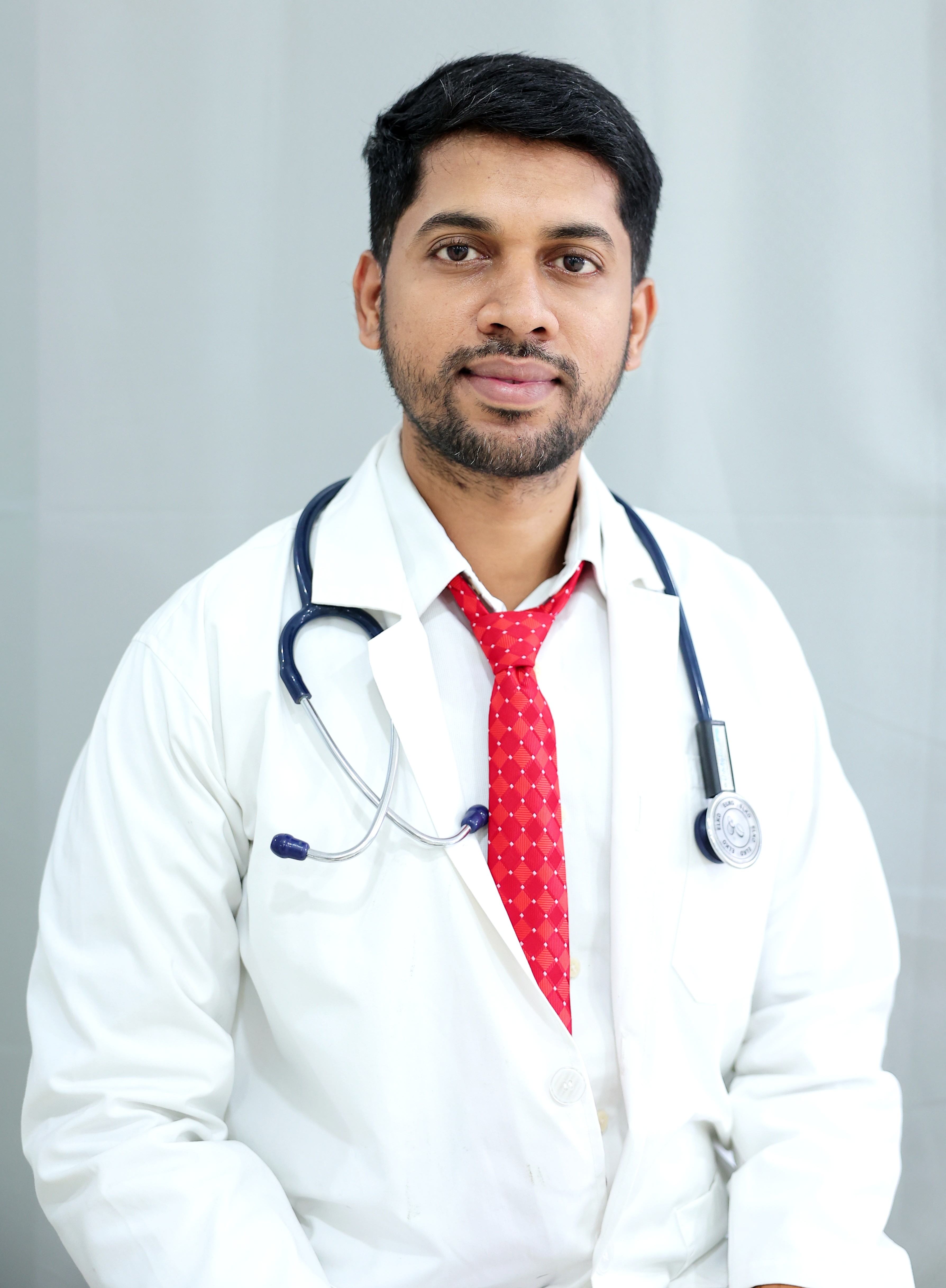 Dr Raghuvaran Orthopedic Surgeon